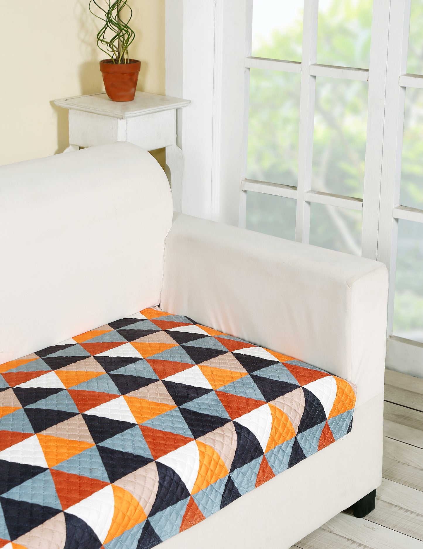 FABRIGAANZA Printed Sofa Seat Cover| Quilted Velvet  | Heavy Antiskid Backing