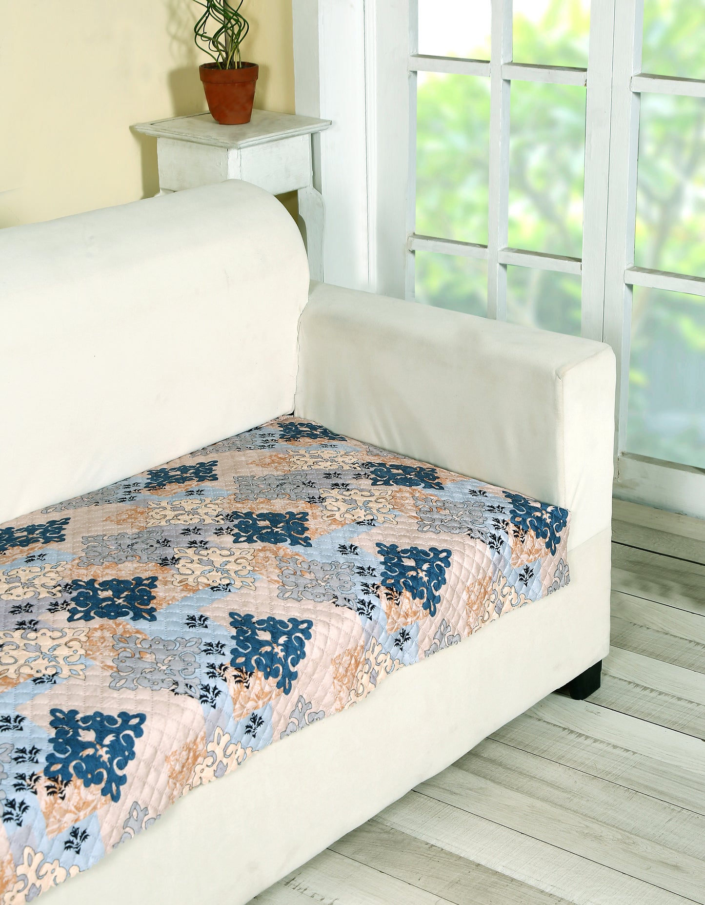 FABRIGAANZA Quilted Printed Sofa seat Cover with Heavy Antiskid Backing Sofa seat Runner -