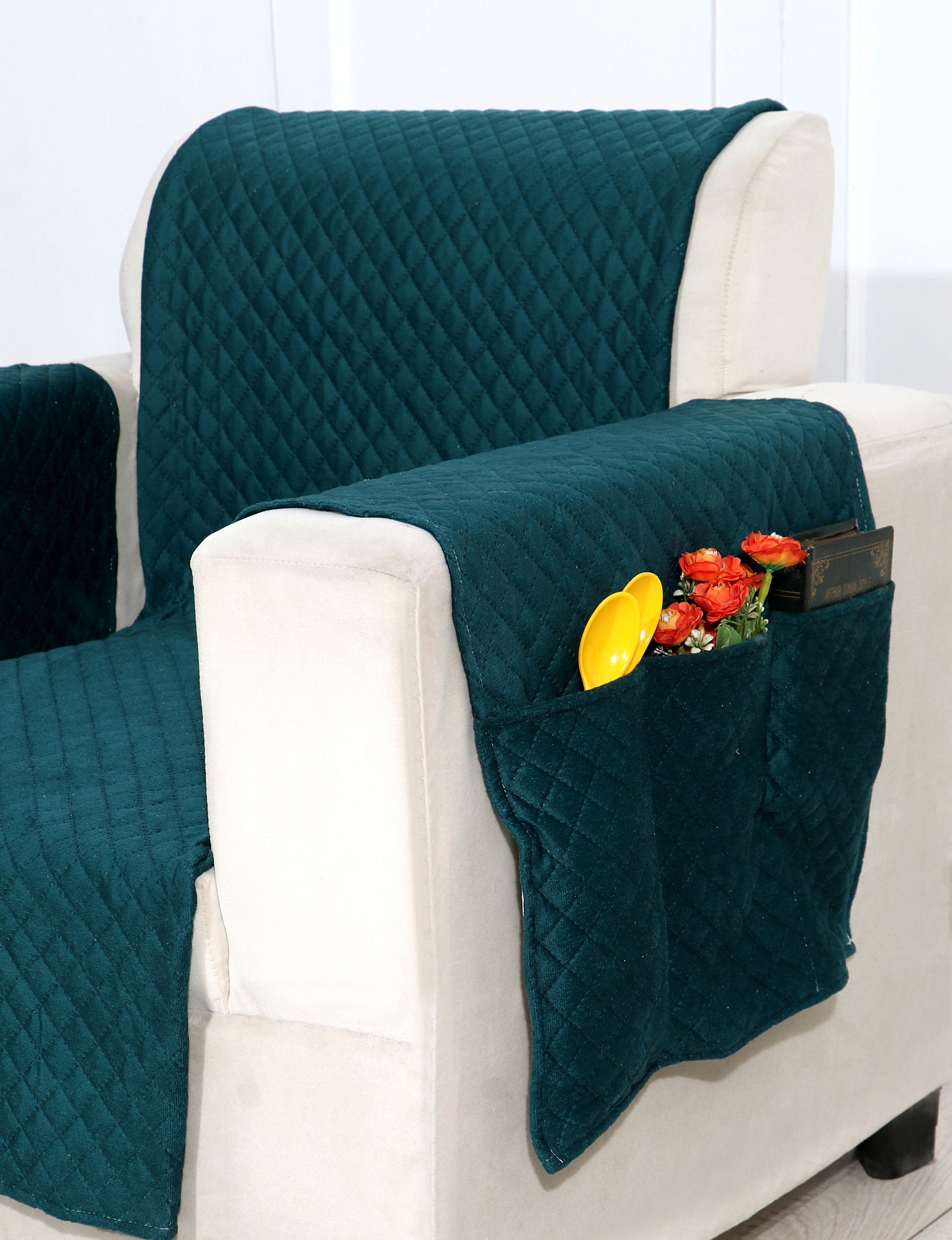 FABRIGAANZA Quilted Sofa Cover | Premium Armchair Protector with Anti-Slip Backing and Side Pockets, Soft & Washable Fabric | Ideal for Homes with Pets, Kids, Daily Use - Solid Teal